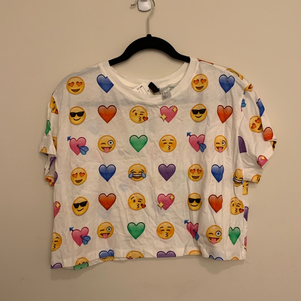 NWT H&M Emoji Cropped Tee